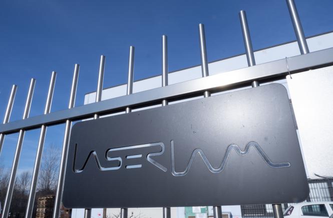 insegna Laserlam