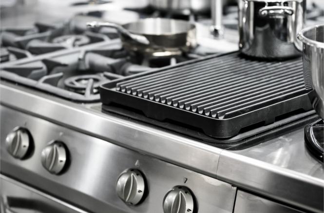 MAIN_kitchen.jpg
