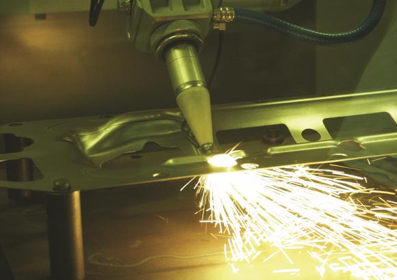 8208 Laserdyne Photo 01