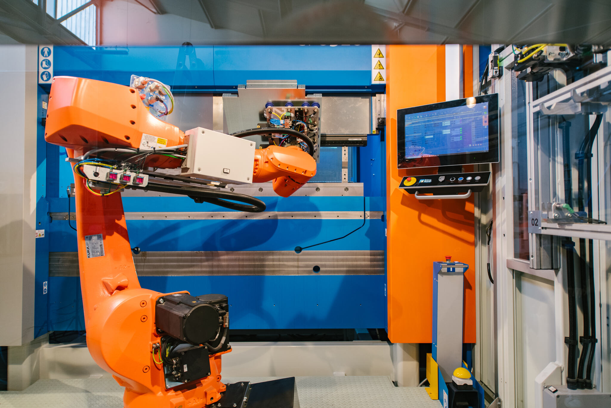Scriptpro Robot Cell Express Robot Cell | Prima Power